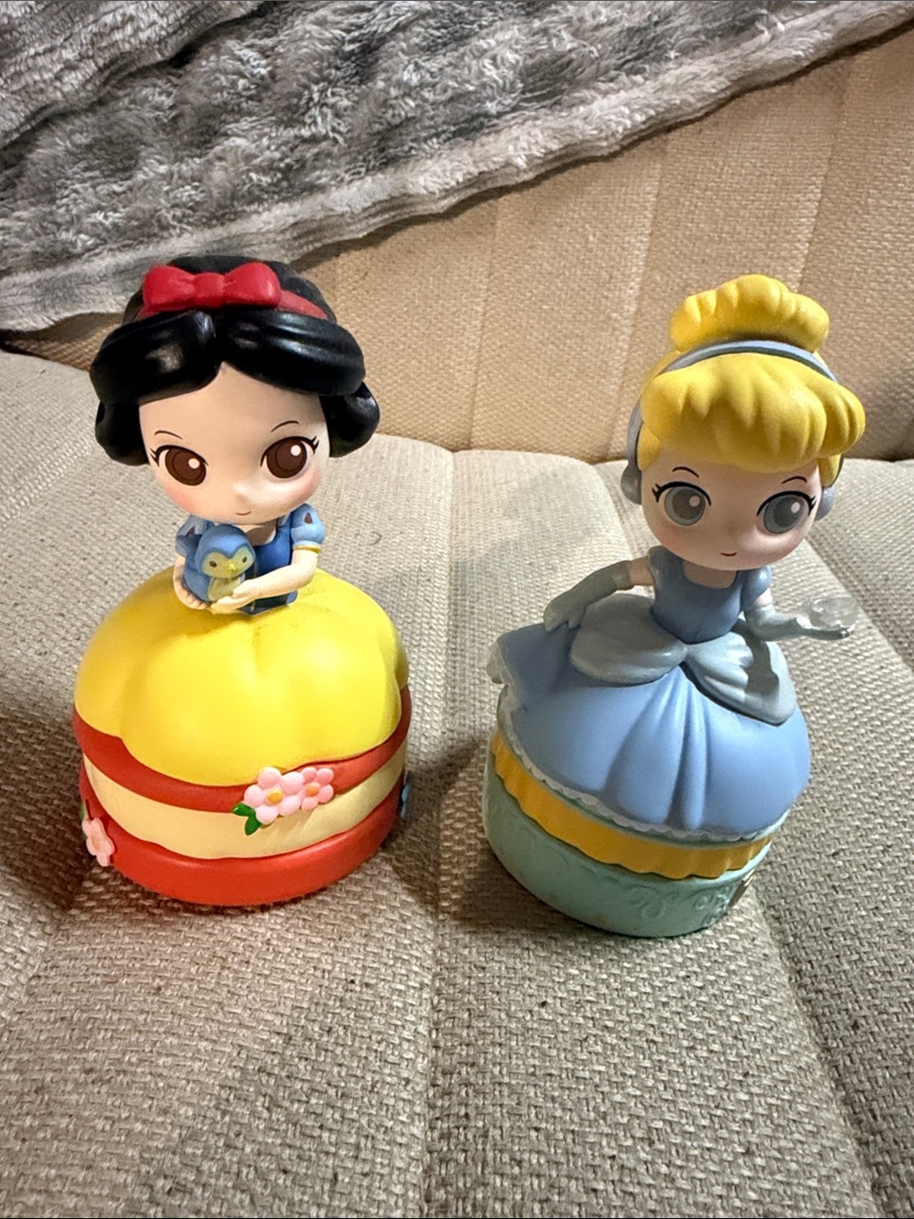 Disney Snow White and Cinderella Trinkets